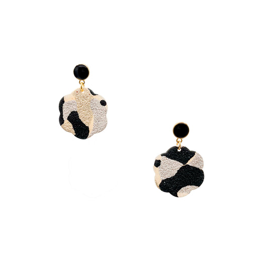 Beige and Black Pepper-Wave Dangle